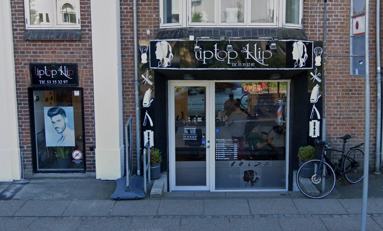 Butiksfacaden af Tiptop Klip i Thorvaldsensgade 9, Aarhus C